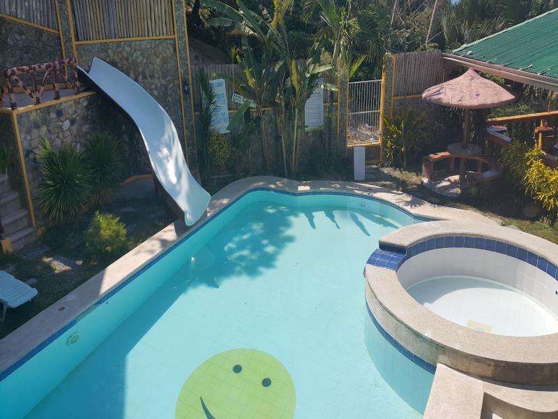 Palangan Bayview Beach Resort Puerto Galera Dış mekan fotoğraf